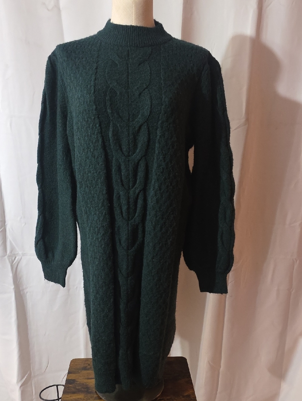 Dark Green Cable-Knit Long Sleeve Dress